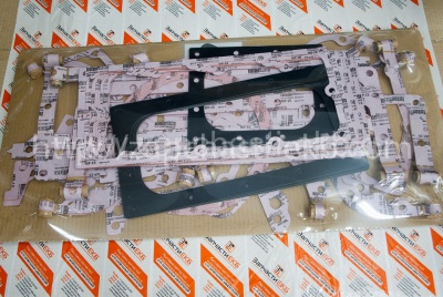 3804300 Комплект прокладок нижней части двигателя SET LOWER ENGINE GASKET Cummins   Взаимозаменяемые номера: 3015446, 3029188, 3801717